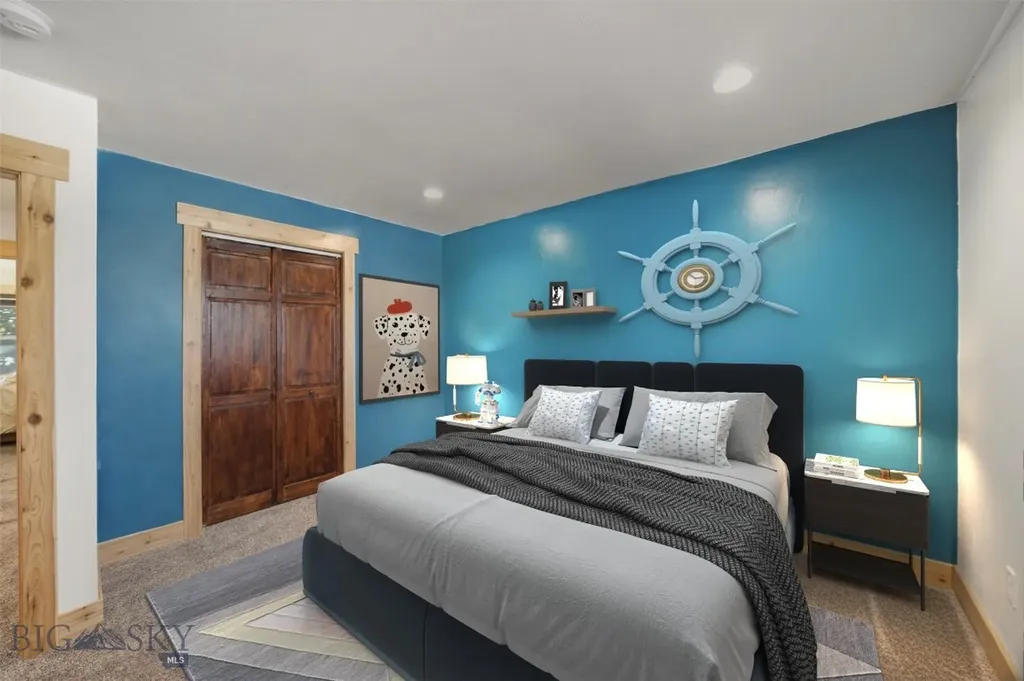 532 Gallatin Avenue West Yellowstone MT 59758