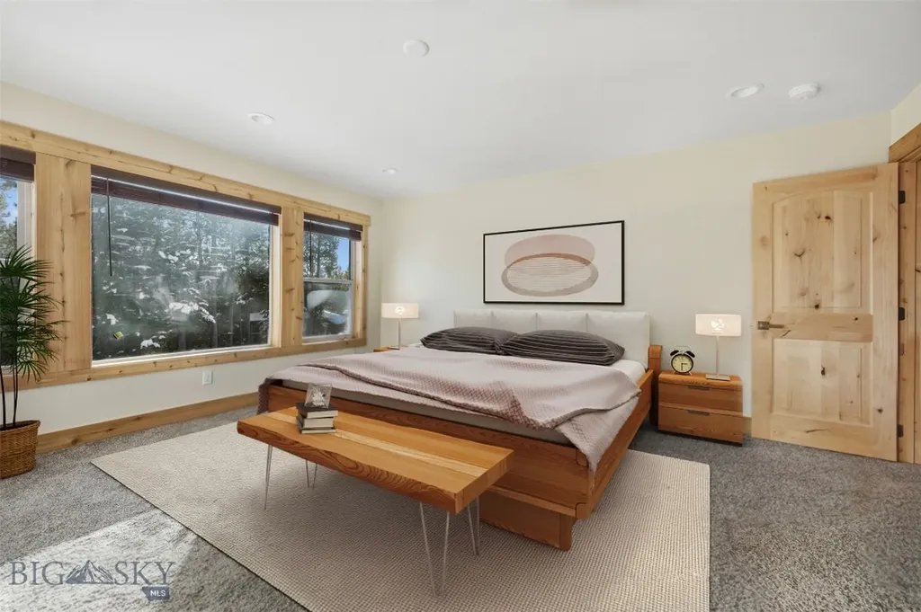 532 Gallatin Avenue West Yellowstone MT 59758