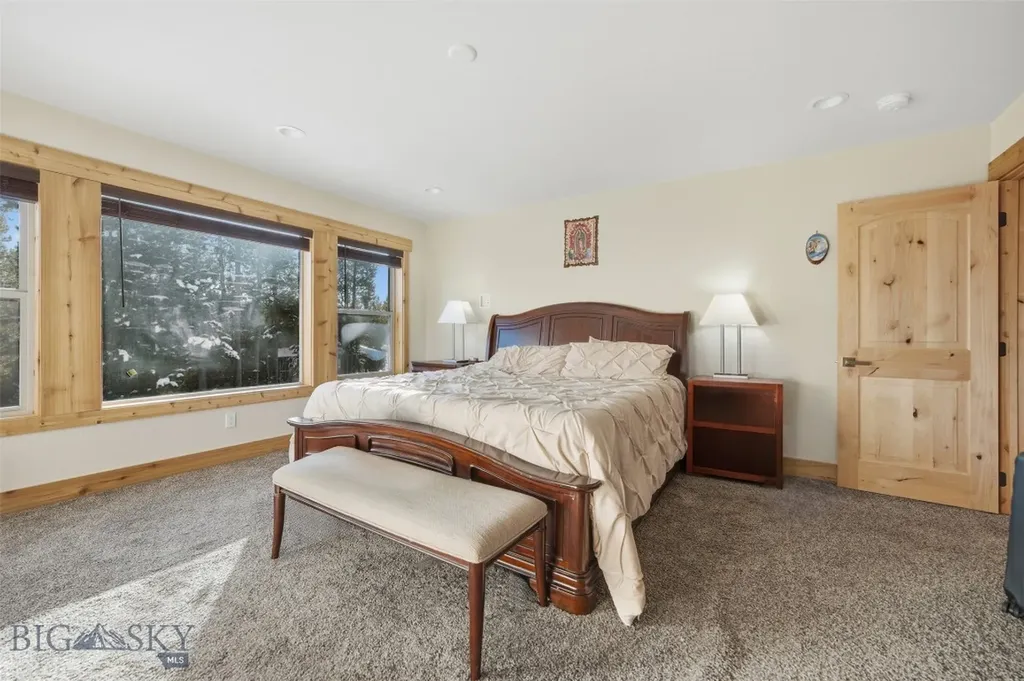 532 Gallatin Avenue West Yellowstone MT 59758