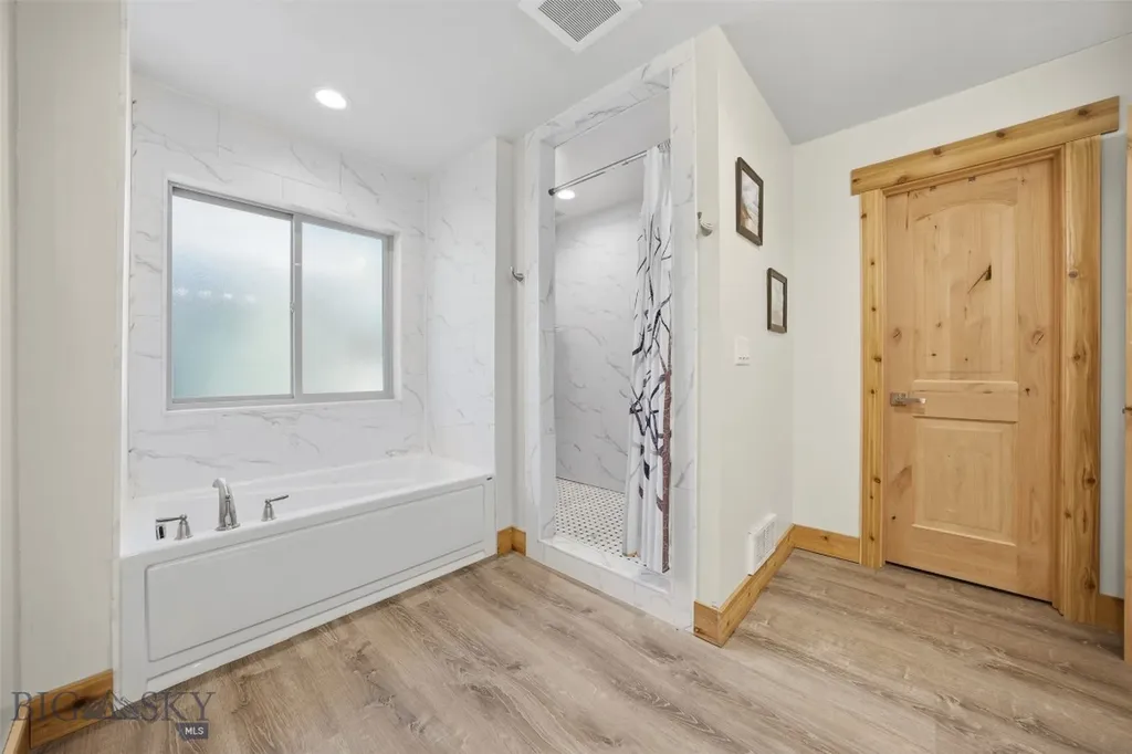 532 Gallatin Avenue West Yellowstone MT 59758