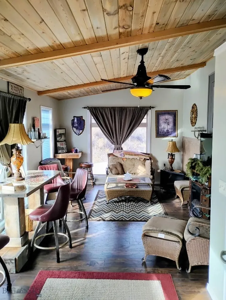 2651 Big Horn Melrose MT 59743