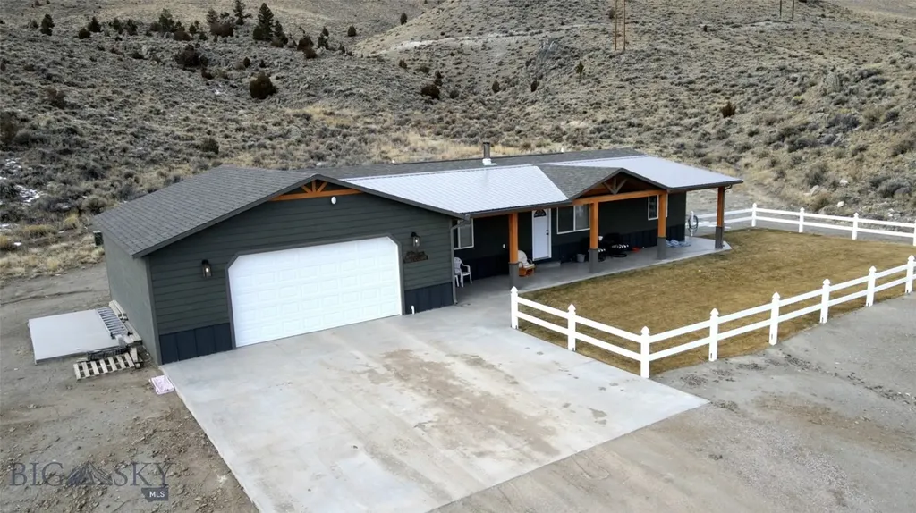 2651 Big Horn Melrose MT 59743