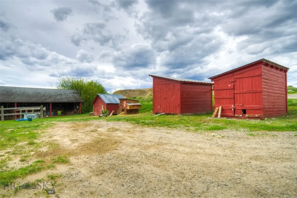 477 Reese Creek Road Belgrade MT 59714