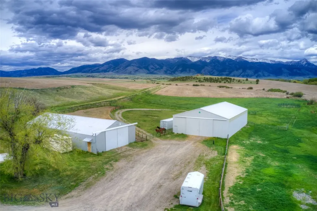 477 Reese Creek Road Belgrade MT 59714