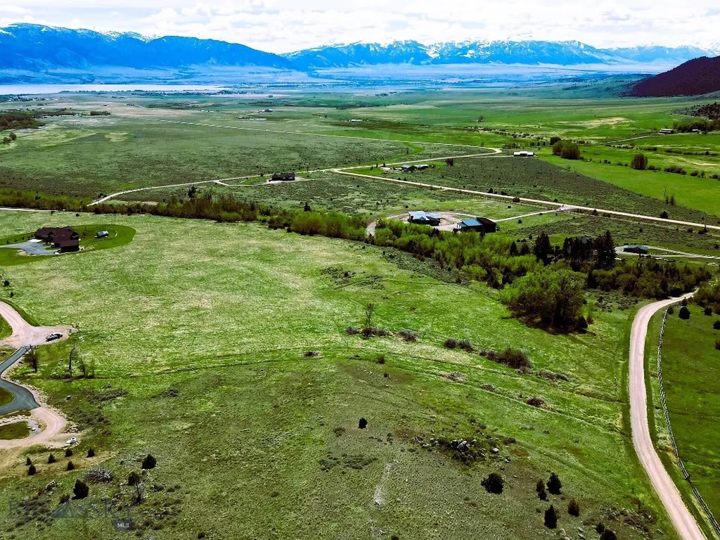 9 Willow View Way Mcallister MT 59740