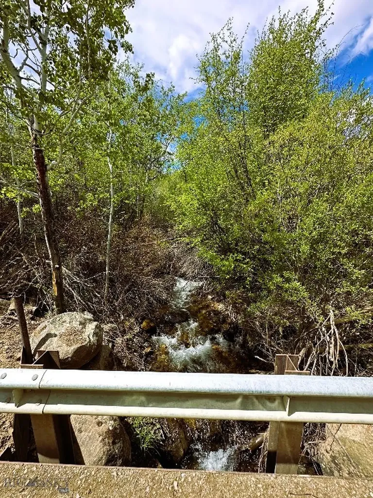 9 Willow View Way Mcallister MT 59740
