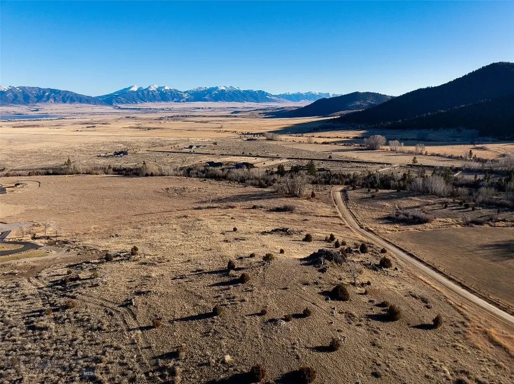 9 Willow View Way Mcallister MT 59740