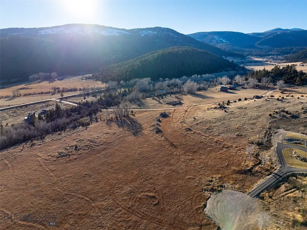9 Willow View Way Mcallister MT 59740