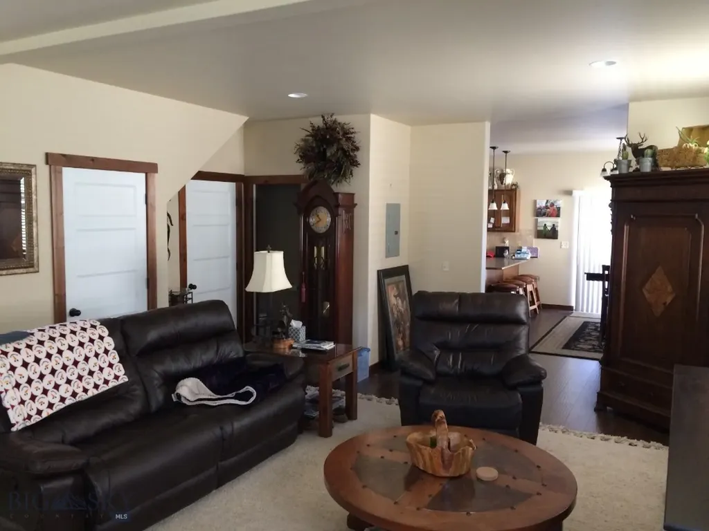 925 Twin Lakes Avenue Bozeman MT 59718