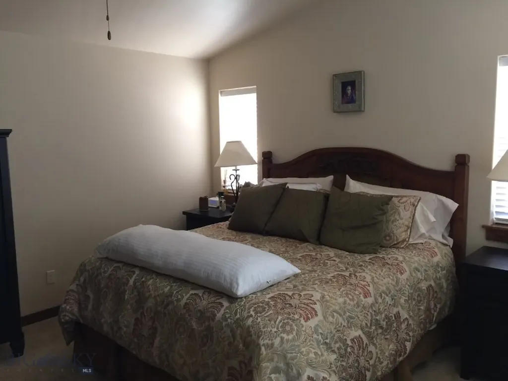 925 Twin Lakes Avenue Bozeman MT 59718