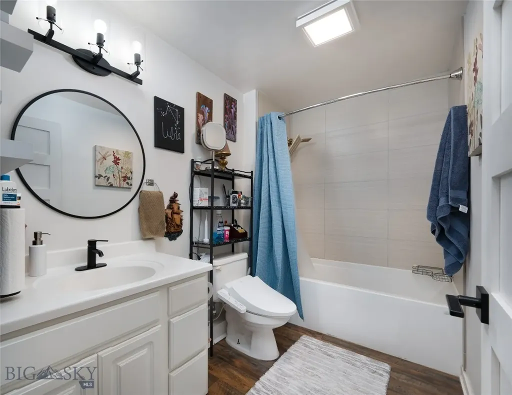 122 E Main Street Manhattan MT 59741