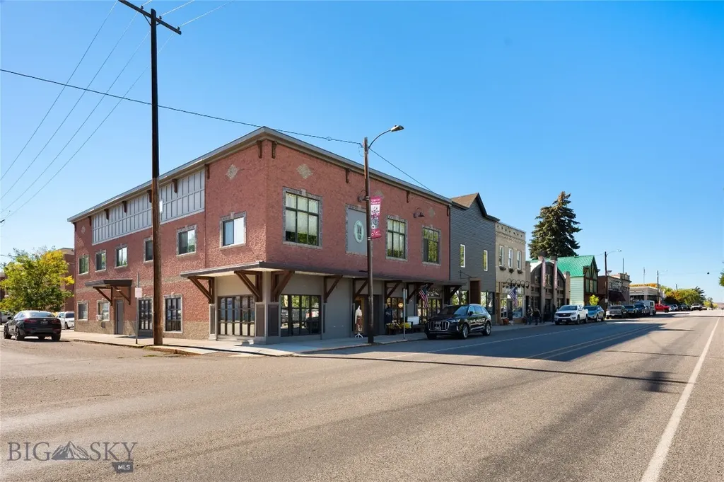 122 E Main Street Manhattan MT 59741