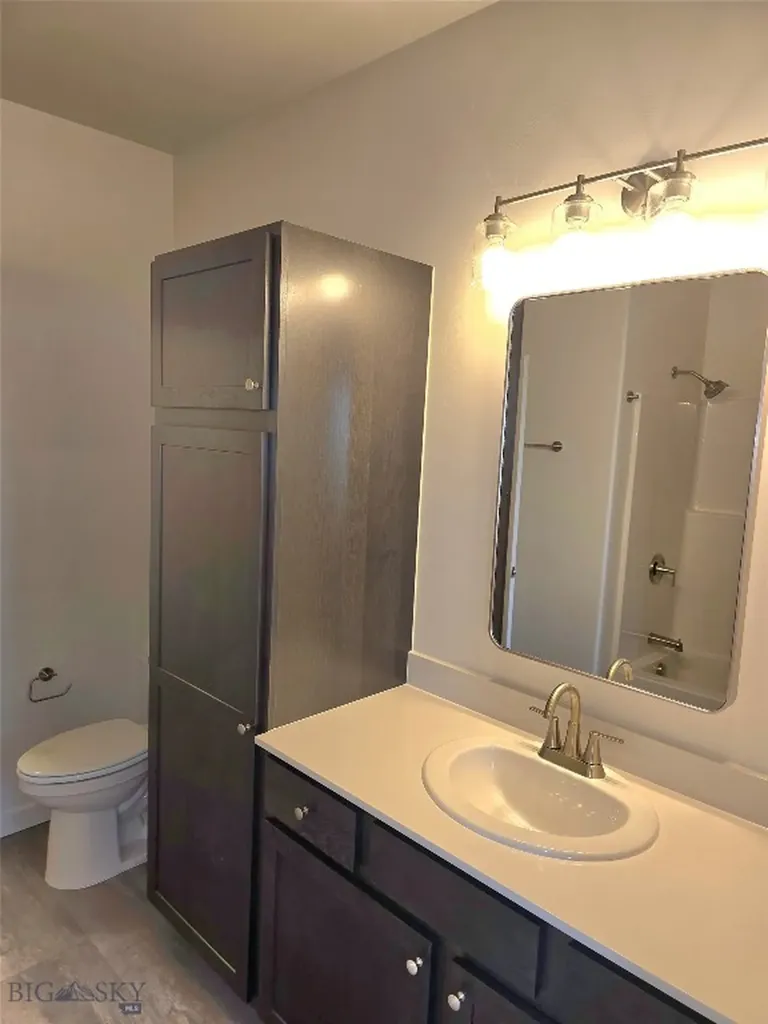 7 E Overland Three Forks MT 59752