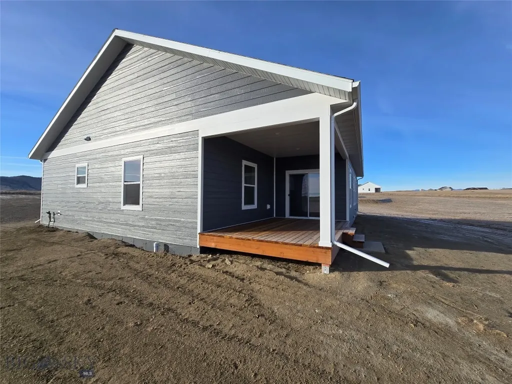 7 E Overland Three Forks MT 59752