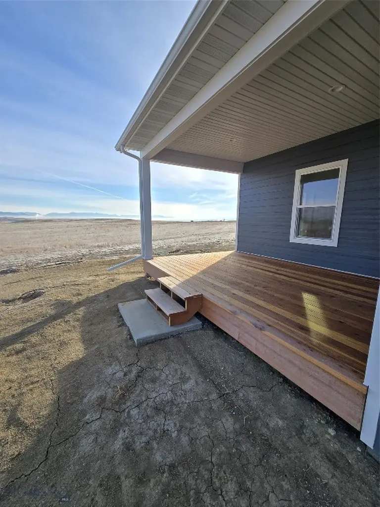 7 E Overland Three Forks MT 59752