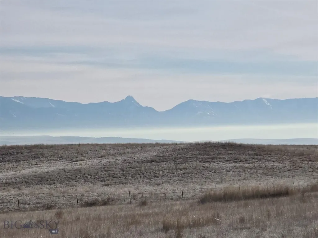 2 W Overland Three Forks MT 59752