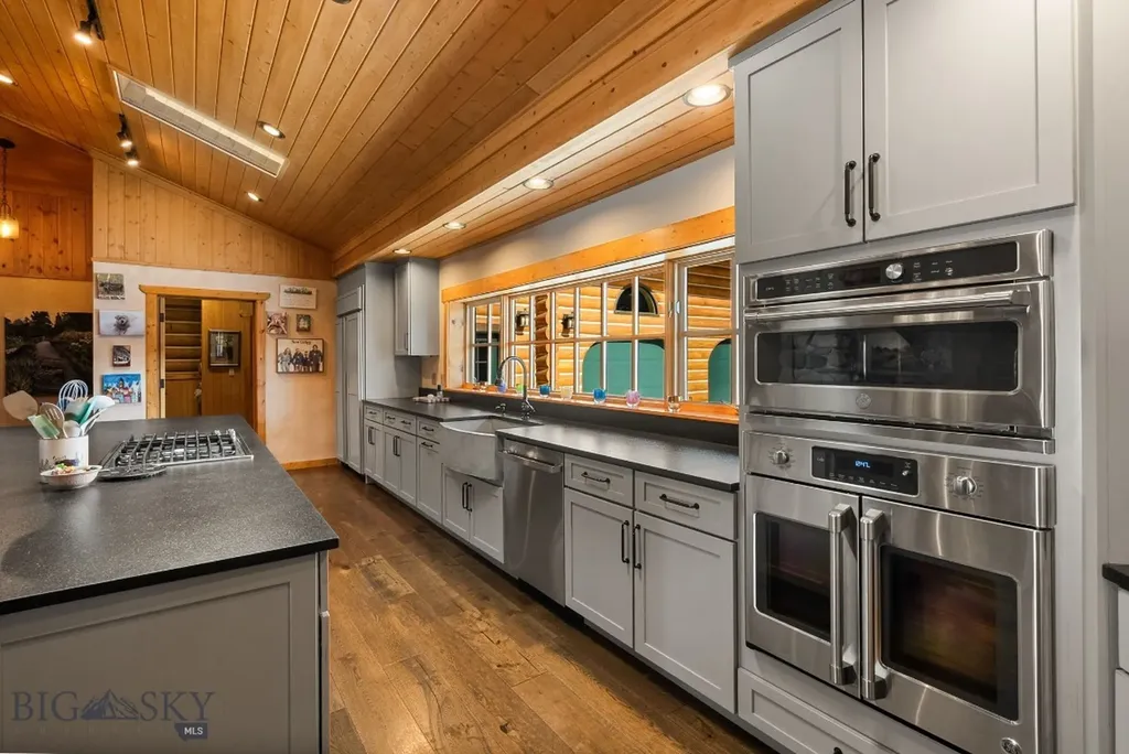 707 Crown Butte Road Big Sky MT 59716