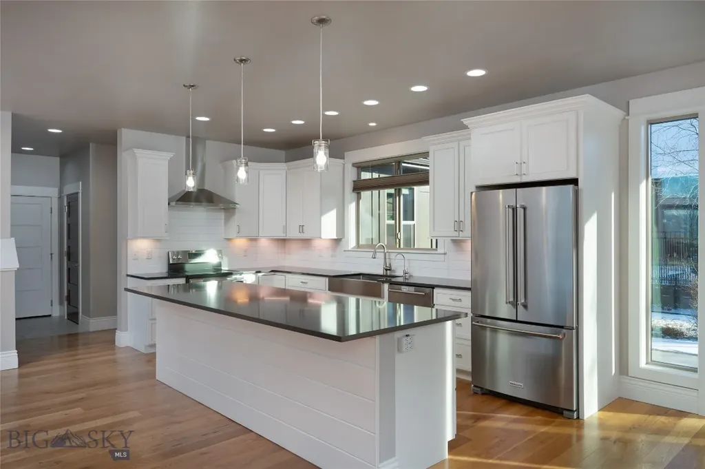 2052 Commonwealth Street Bozeman MT 59718