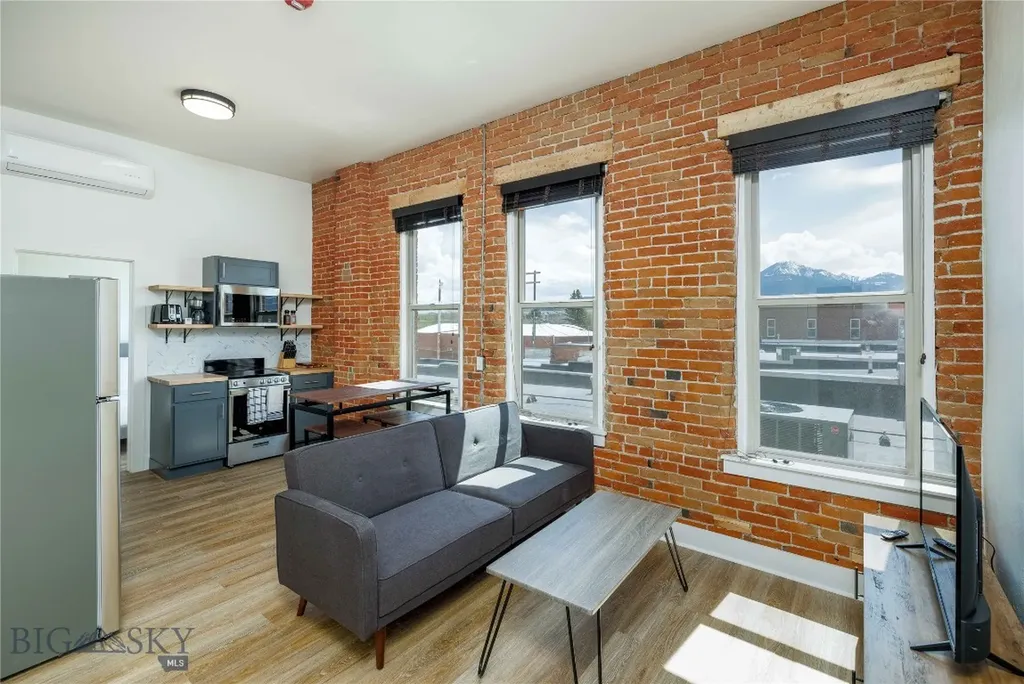 201 S Main Street Livingston MT 59047