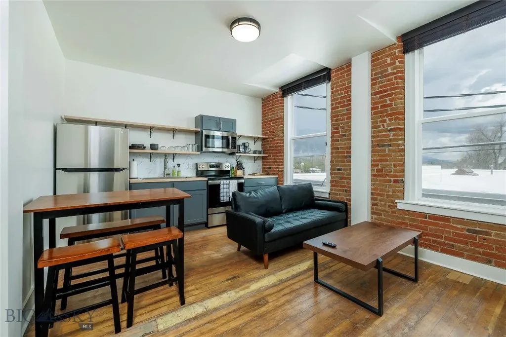 201 S Main Street Livingston MT 59047
