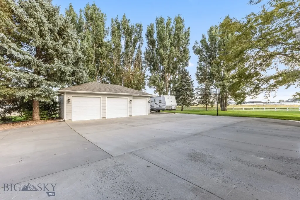 700 Bluegrass Place Billings MT 59106
