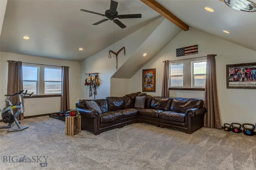 31 Bluffs Court Clyde Park MT 59018
