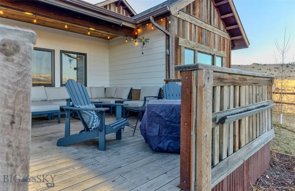 31 Bluffs Court Clyde Park MT 59018