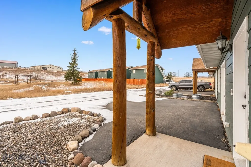 121 Gravel Hollow Bozeman MT 59718