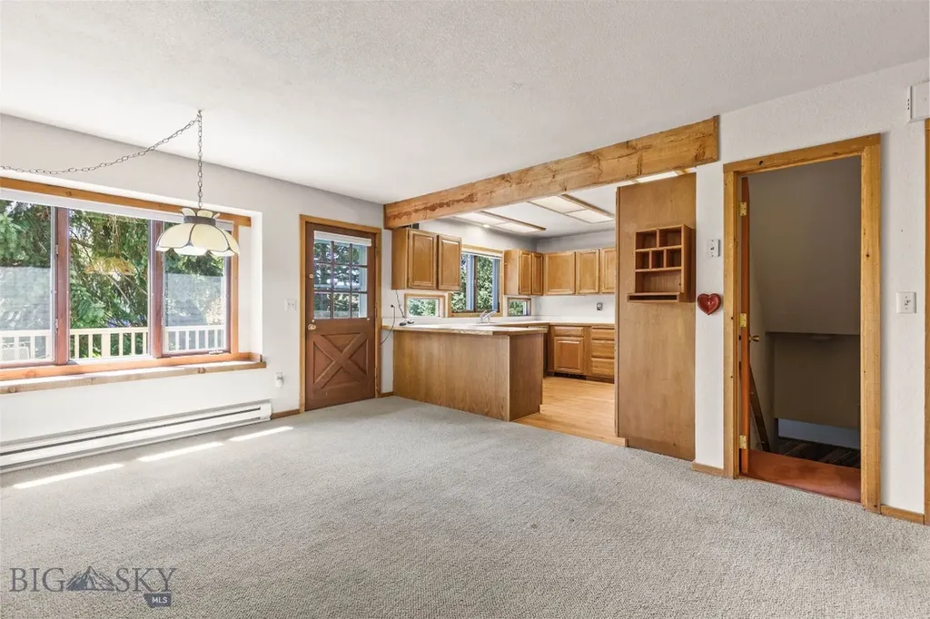 43 Hitching Post Road Bozeman MT 59715