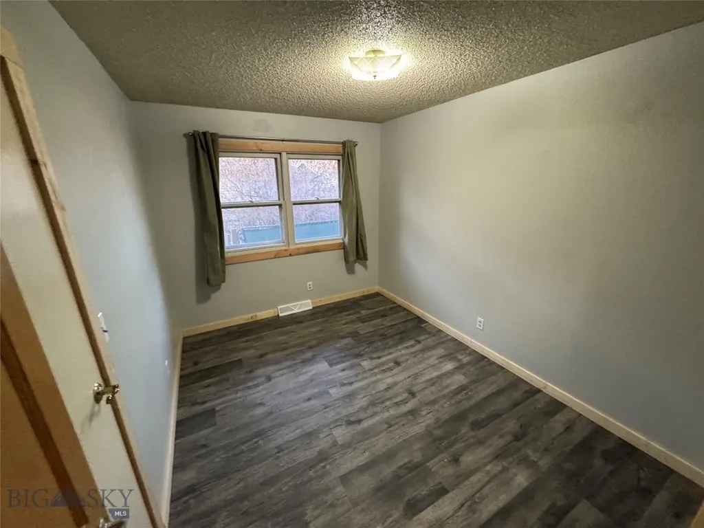 1902 Stuart Avenue Butte MT 59701