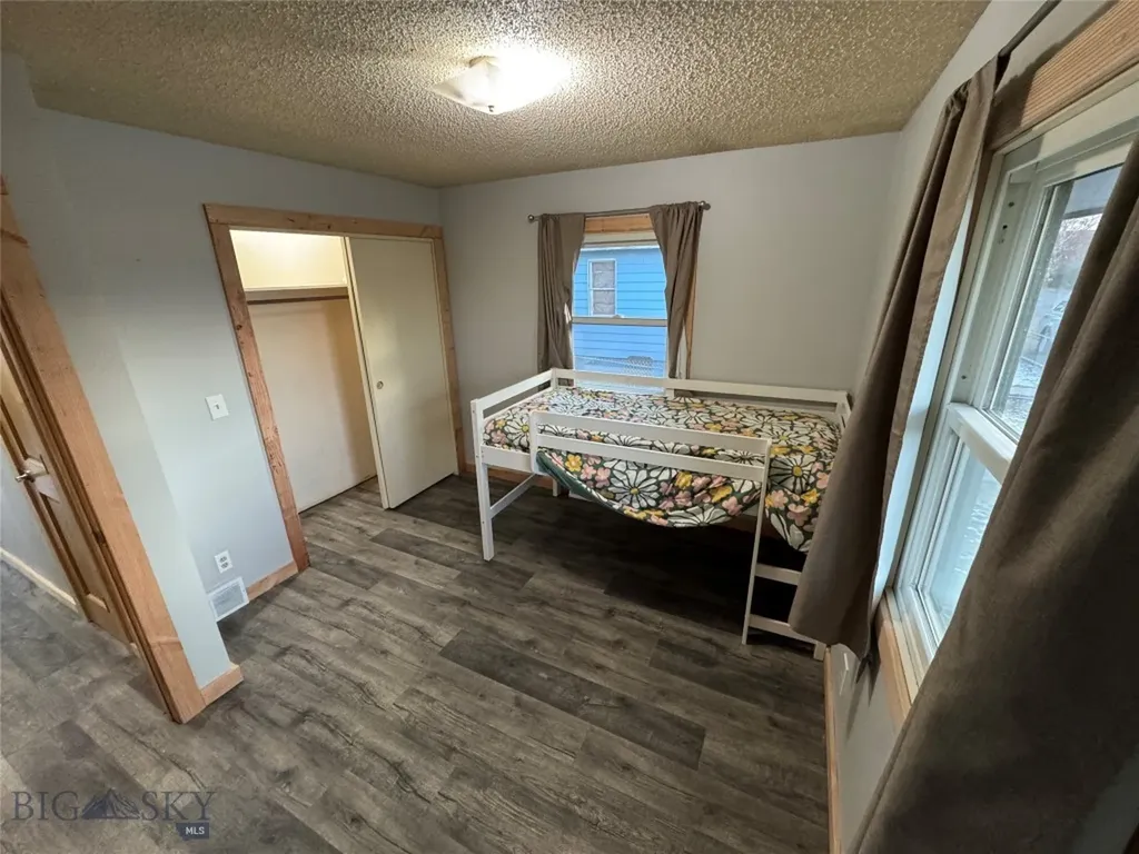 1902 Stuart Avenue Butte MT 59701