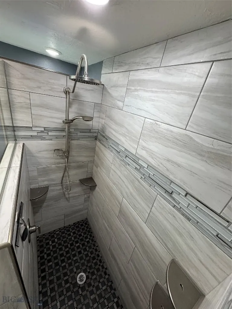 1902 Stuart Avenue Butte MT 59701