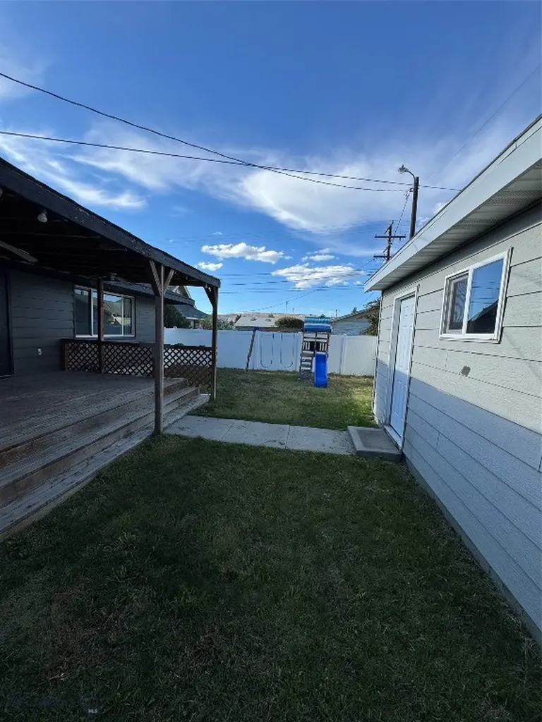 1902 Stuart Avenue Butte MT 59701