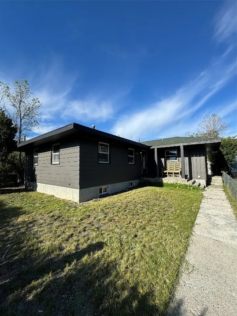 1902 Stuart Avenue Butte MT 59701
