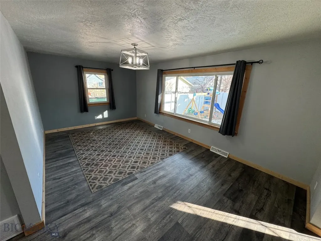 1902 Stuart Avenue Butte MT 59701