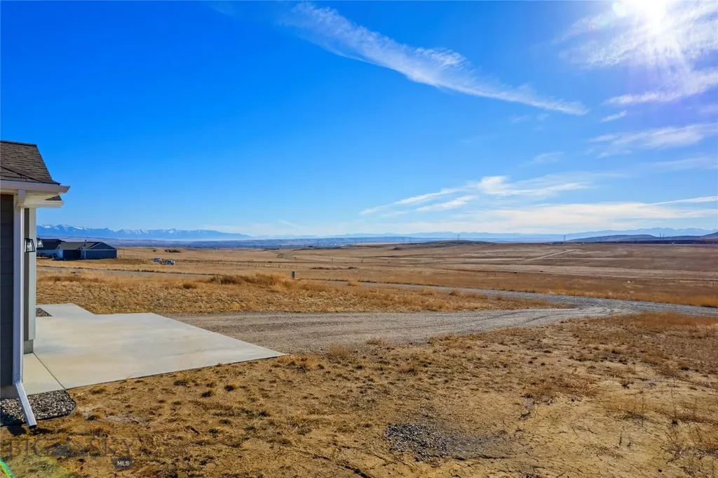 16 W Overland Trail Three Forks MT 59752