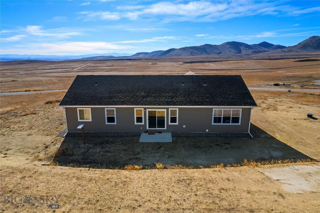 16 W Overland Trail Three Forks MT 59752