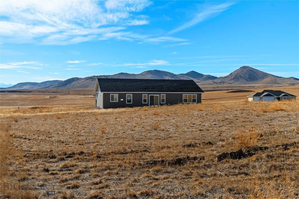 16 W Overland Trail Three Forks MT 59752