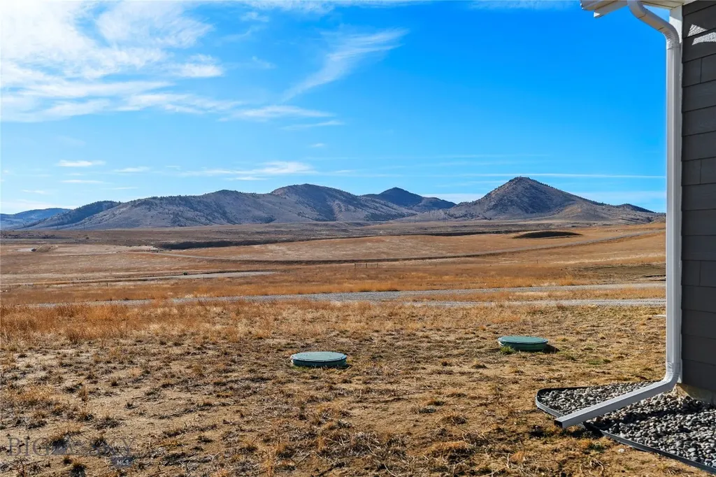 16 W Overland Trail Three Forks MT 59752