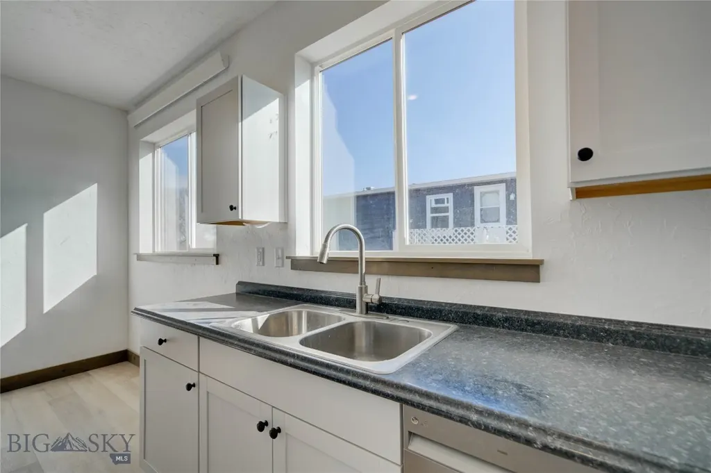 413 Garnier Avenue Livingston MT 59047