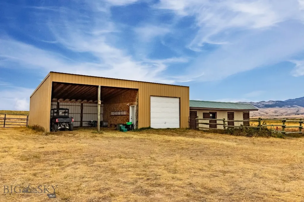 12 Bench Road Whitehall MT 59759