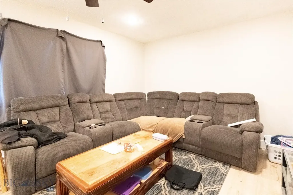 206 S Davis Belgrade MT 59714
