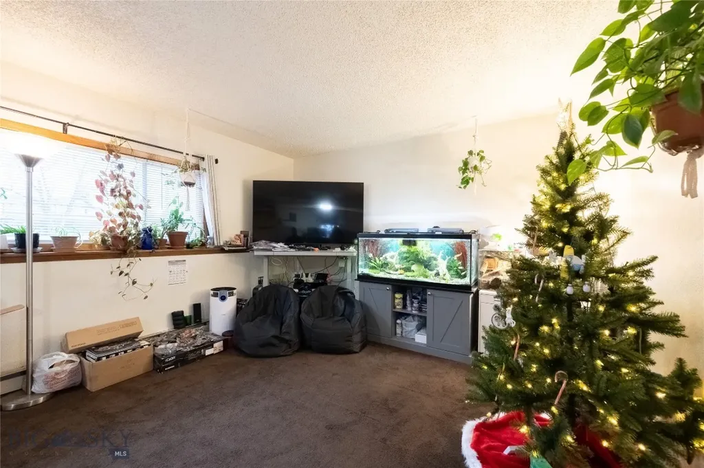 206 S Davis Belgrade MT 59714