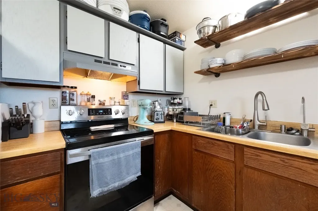 206 S Davis Belgrade MT 59714
