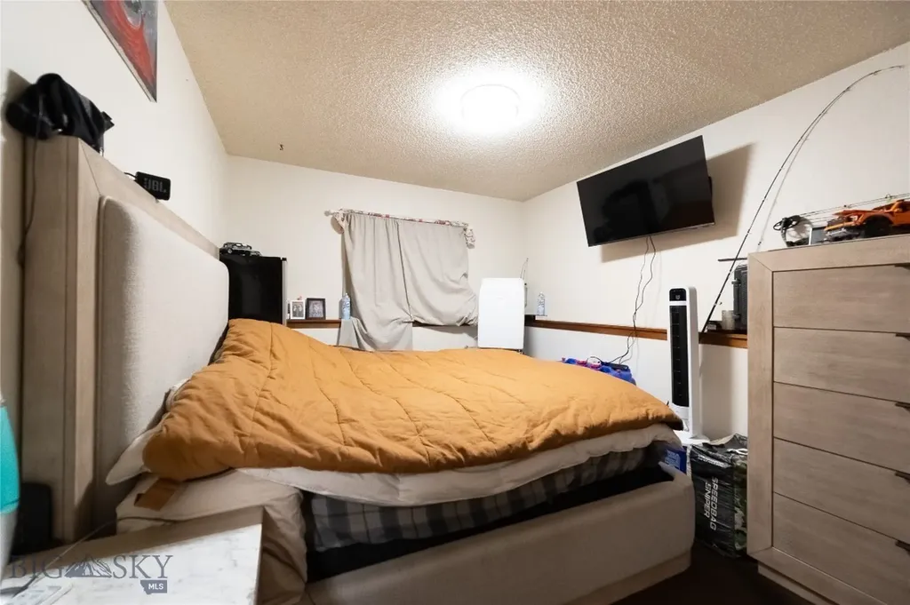 206 S Davis Belgrade MT 59714