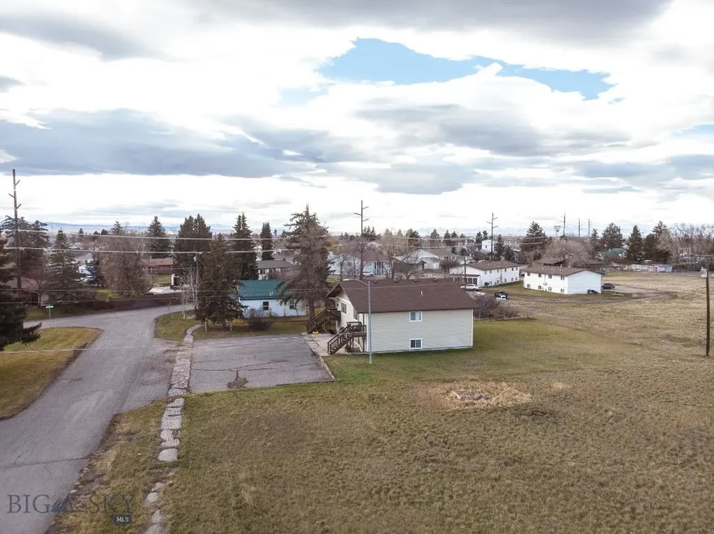 206 S Davis Belgrade MT 59714