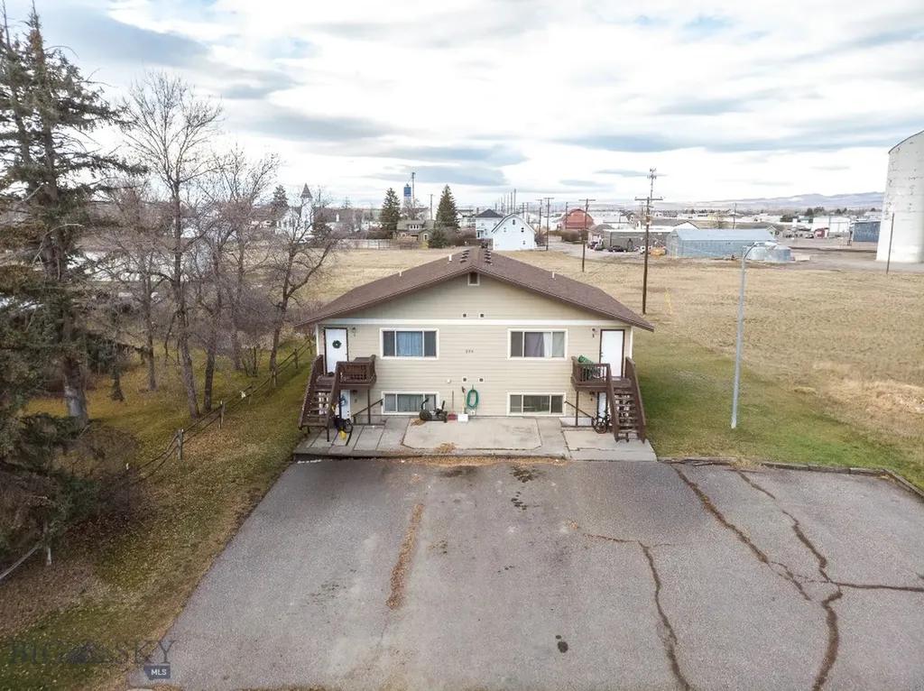206 S Davis Belgrade MT 59714