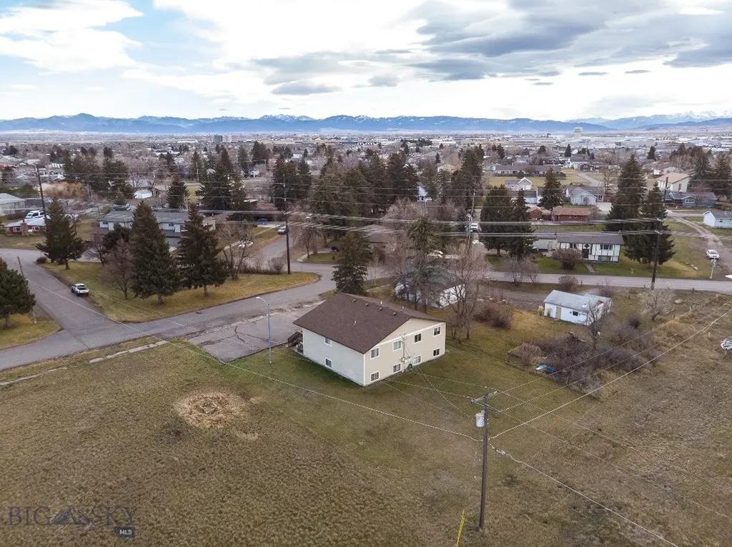 206 S Davis Belgrade MT 59714