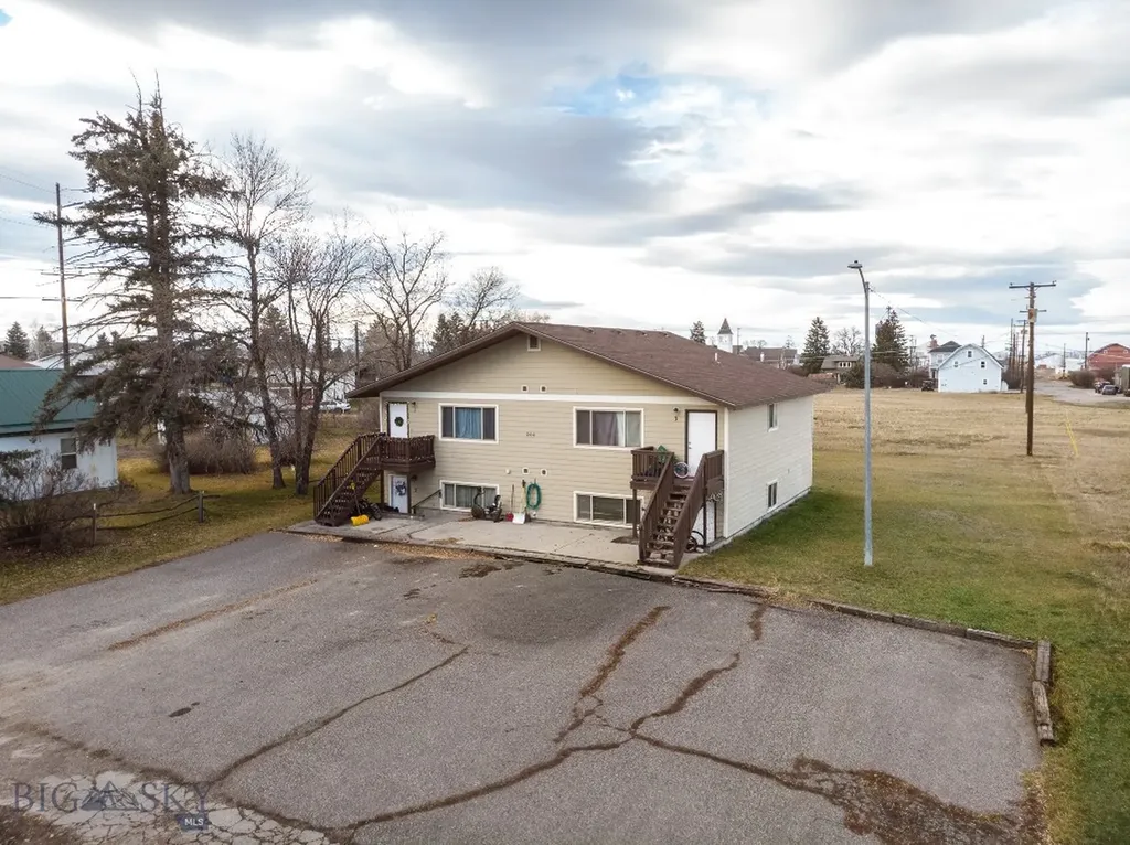 206 S Davis Belgrade MT 59714