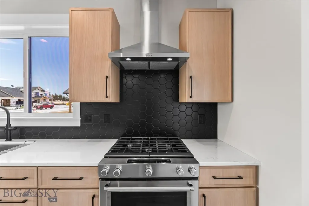 189 Noble Peak Drive Bozeman MT 59718